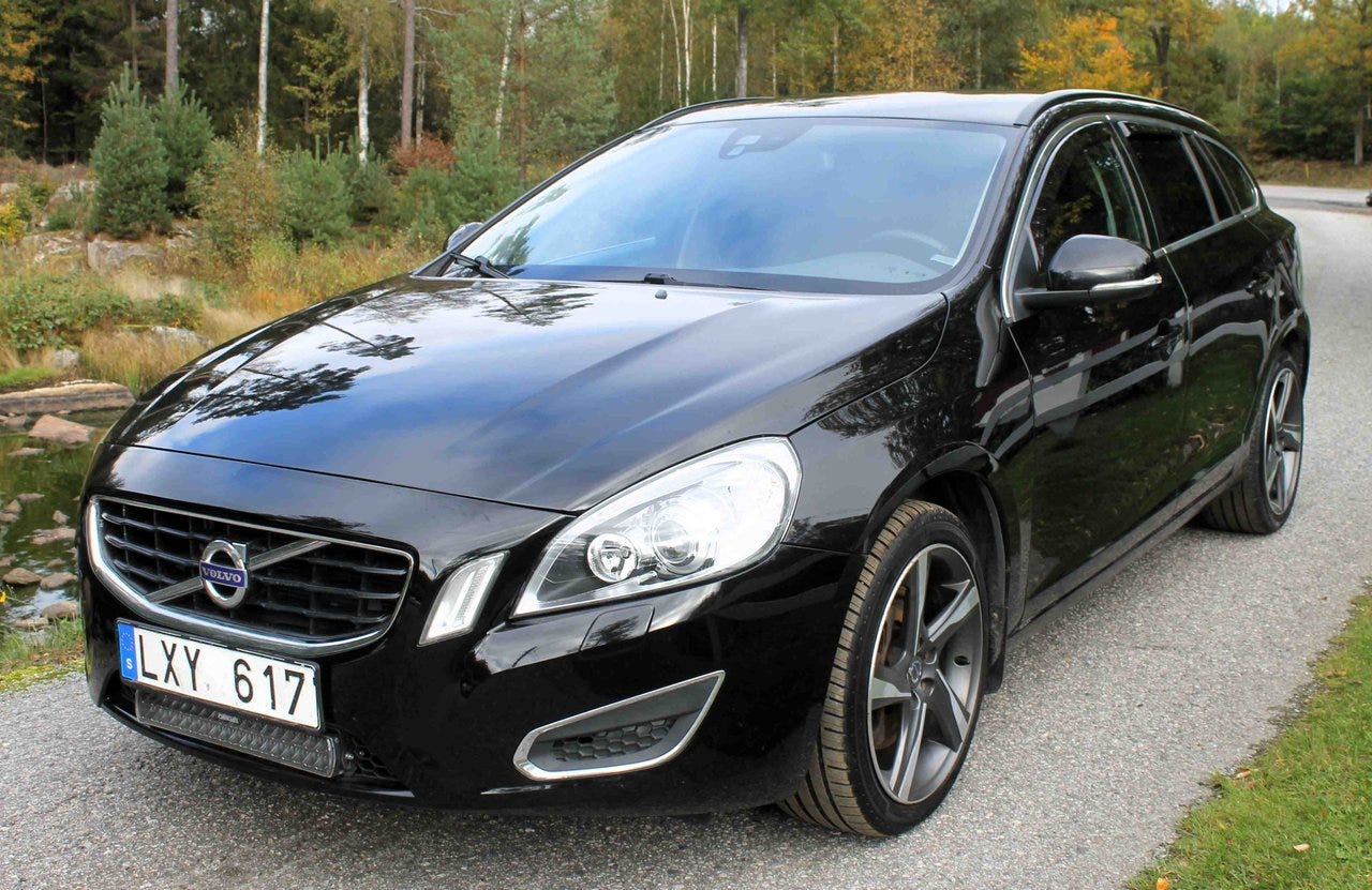 Volvo V60 2012 – bild 1 av 4