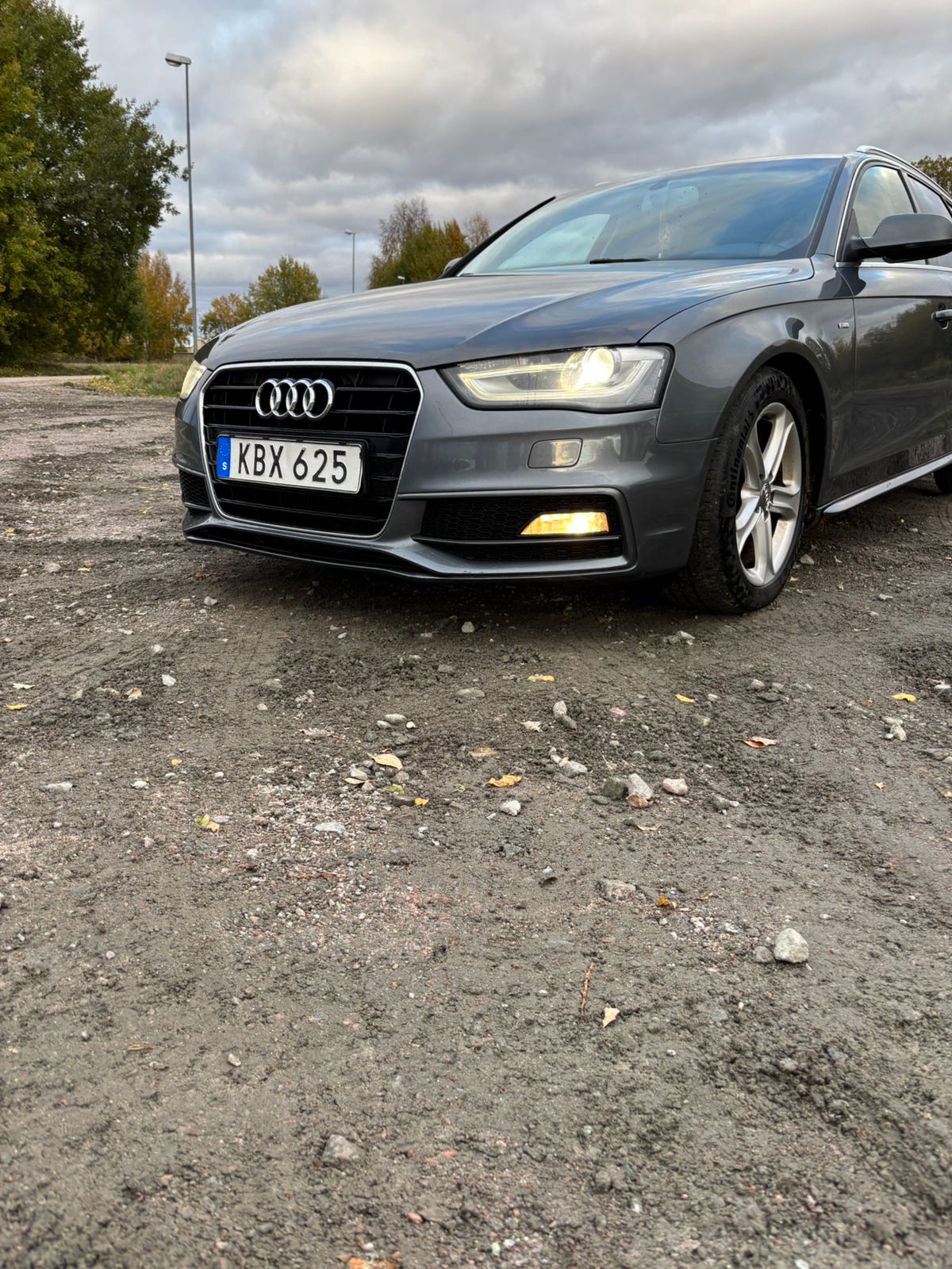 Audi A4 2015 – bild 1 av 8