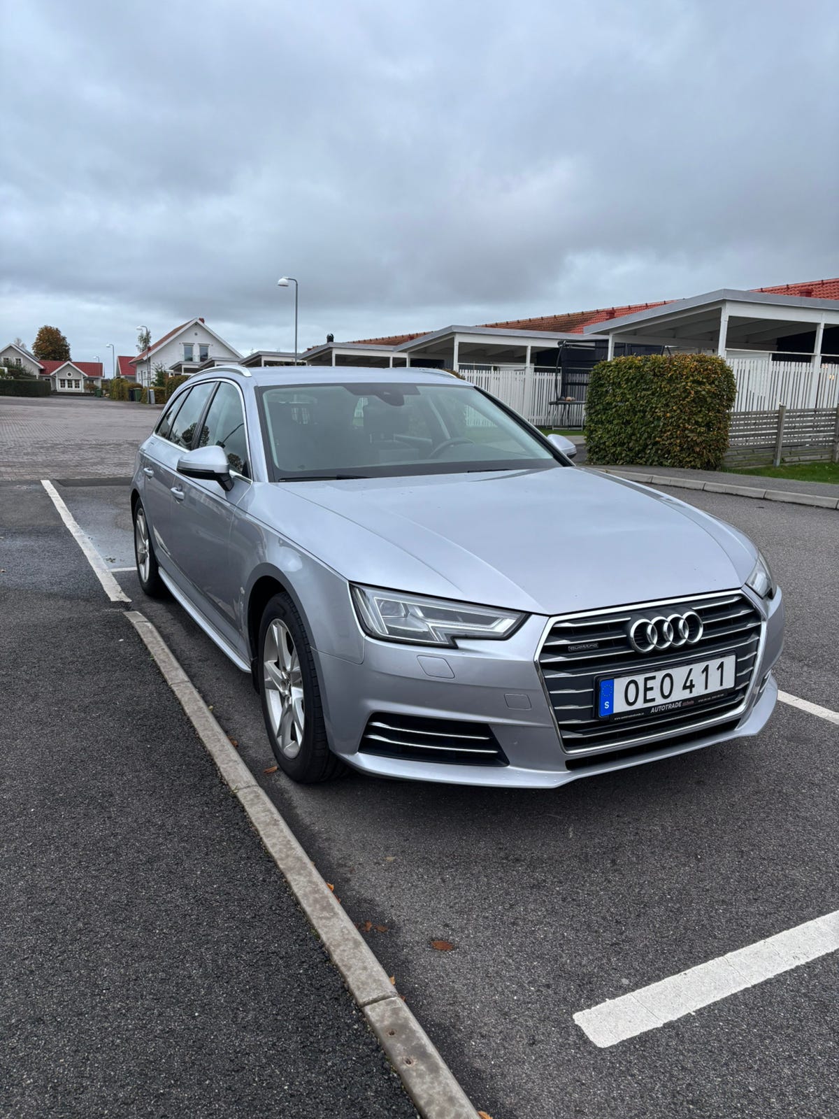 Audi A4 2017 – bild 1 av 4