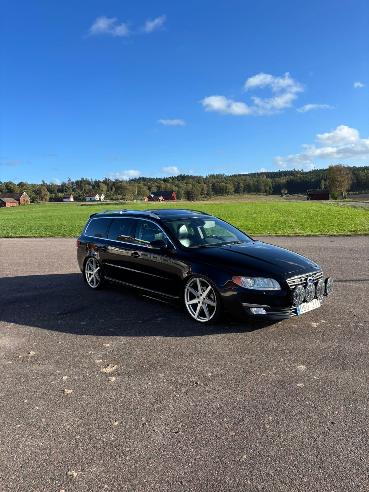 Volvo V70 2014 – bild 1 av 5