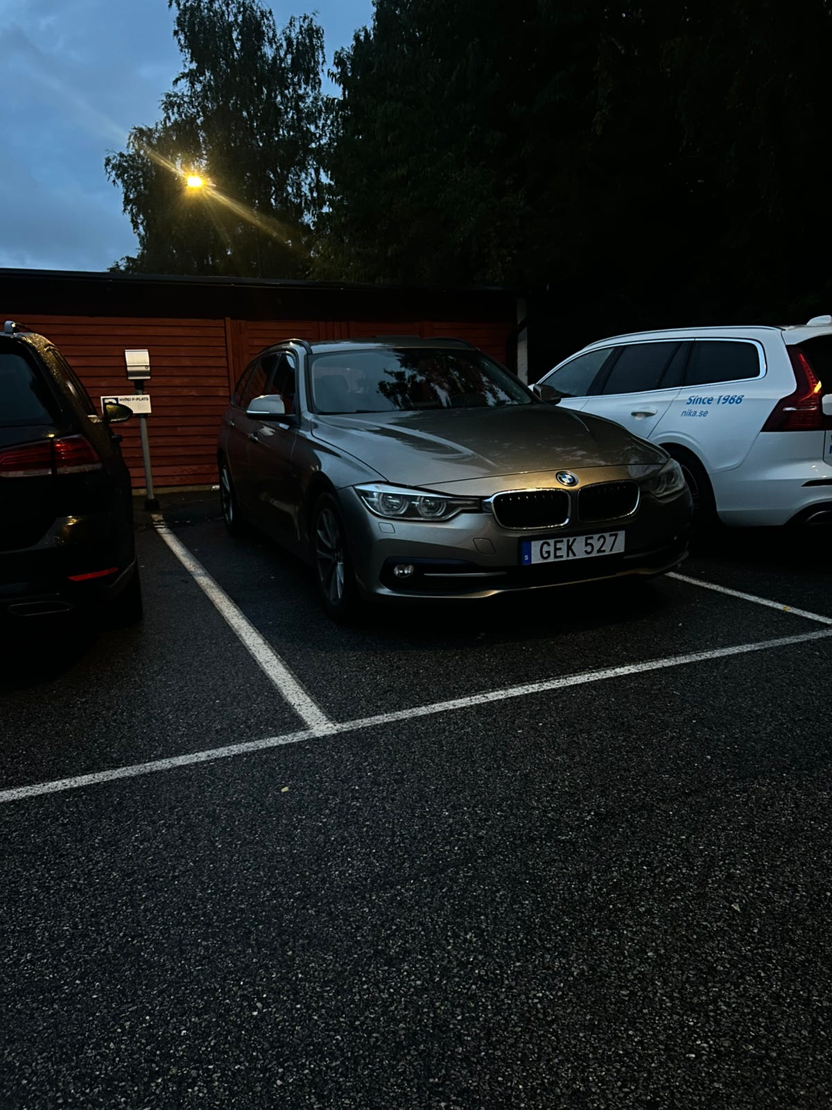 BMW 318d 2016 – bild 1 av 5