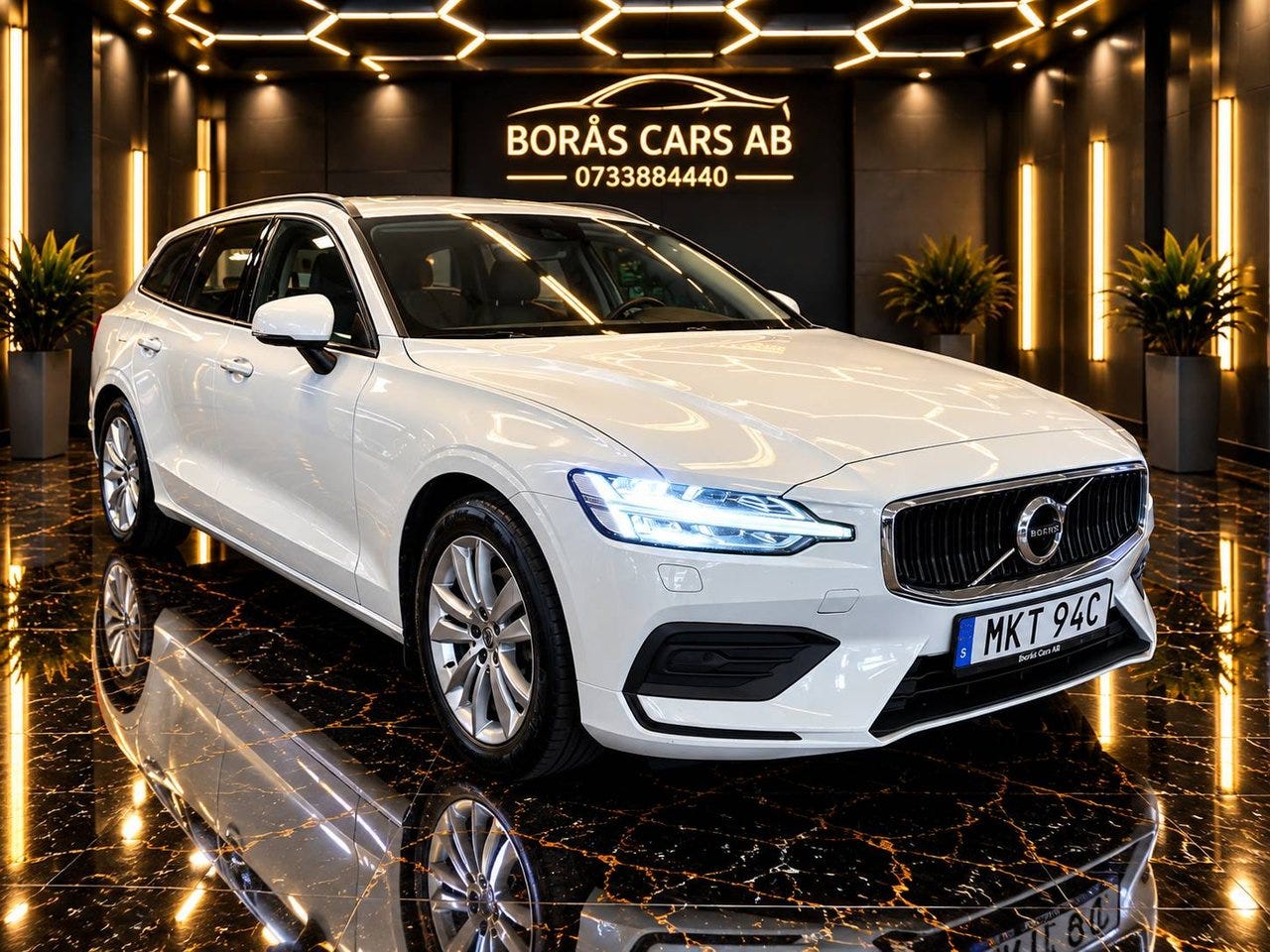 Volvo V60 2020 – bild 1 av 14