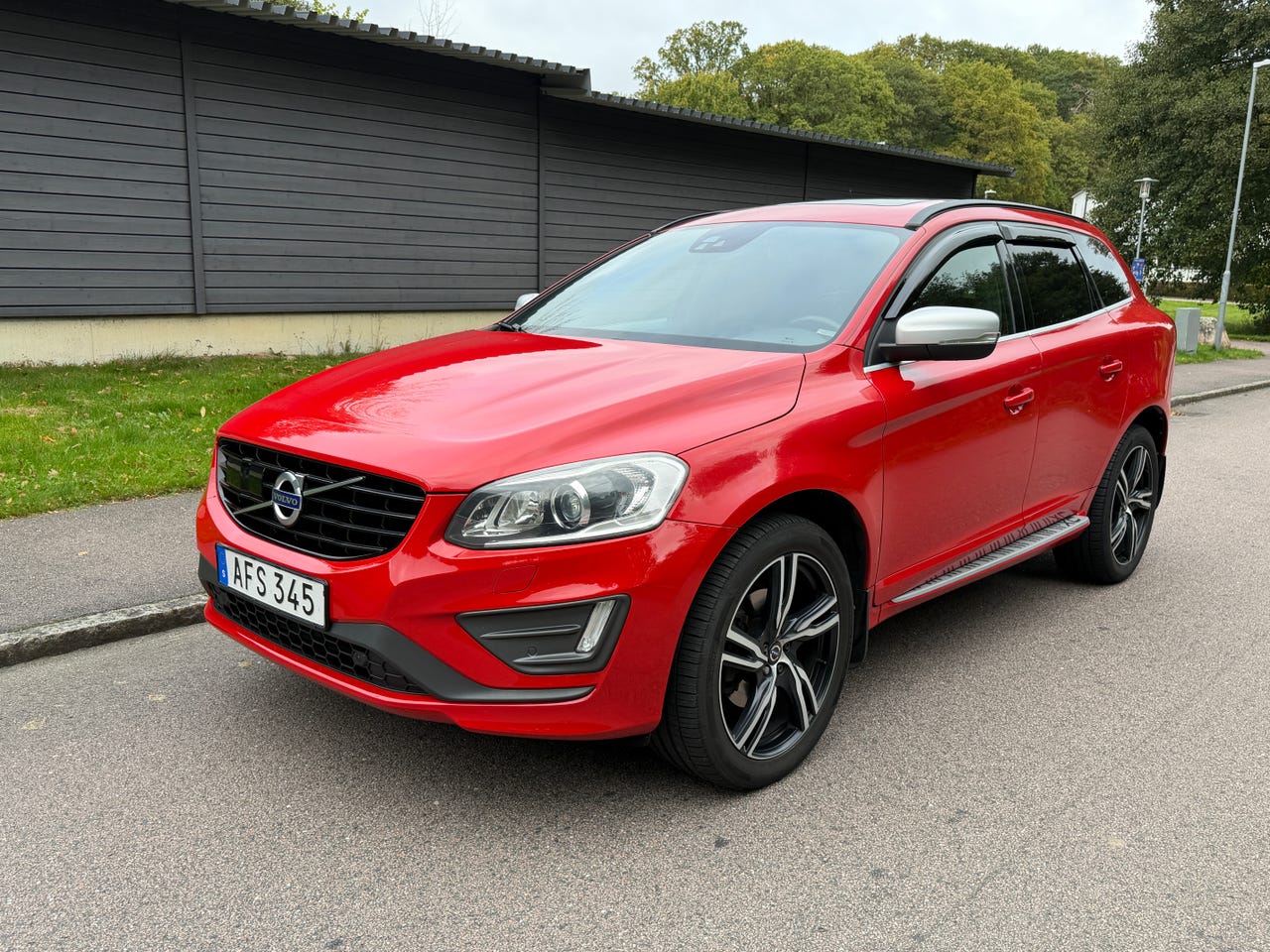 Volvo XC60 2017 – bild 1 av 21