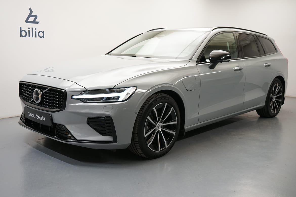 Volvo V60 2025 – bild 1 av 22