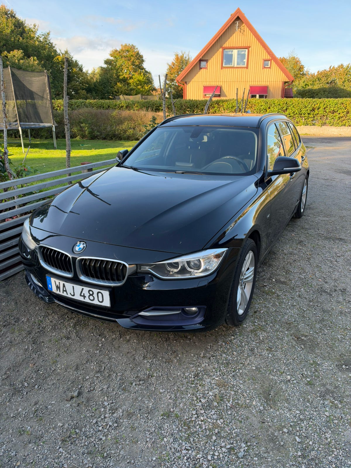 BMW 320d 2014 – bild 1 av 7