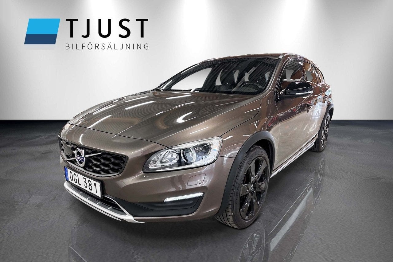 Volvo V60 Cross Country 2017 – bild 1 av 19
