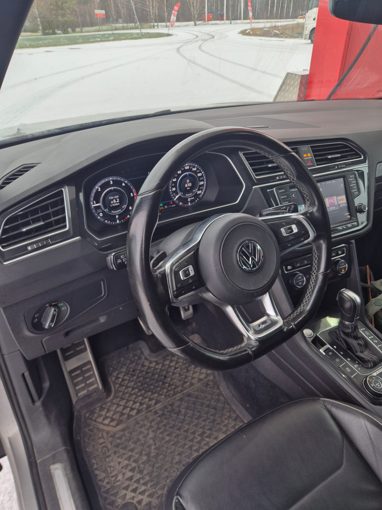 Volkswagen Tiguan 2017 – bild 1 av 3