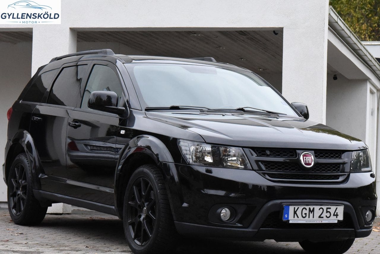 Fiat Freemont 2015 – bild 1 av 16