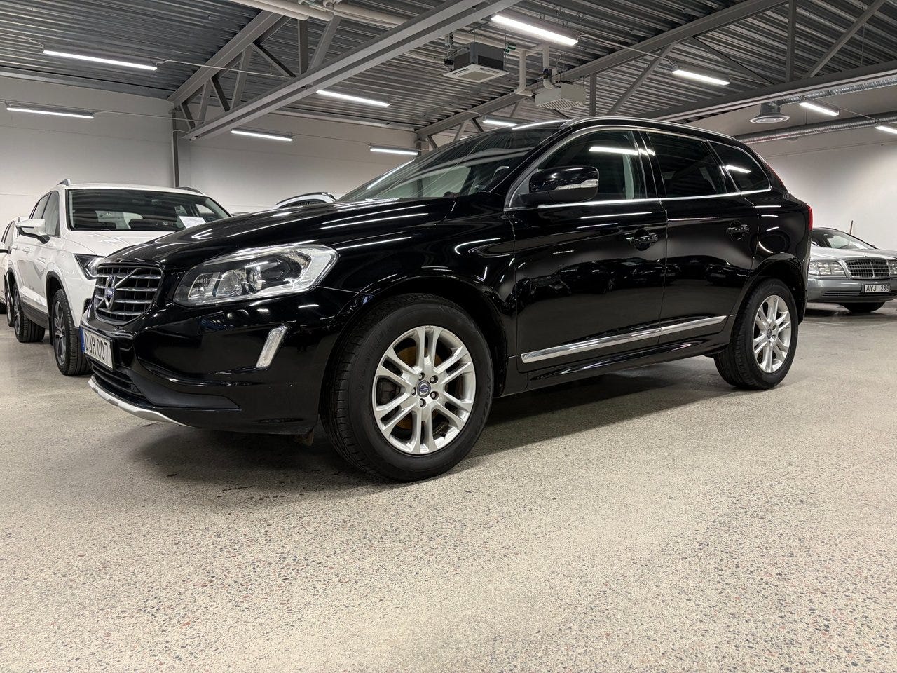 Volvo XC60 2015 – bild 1 av 11