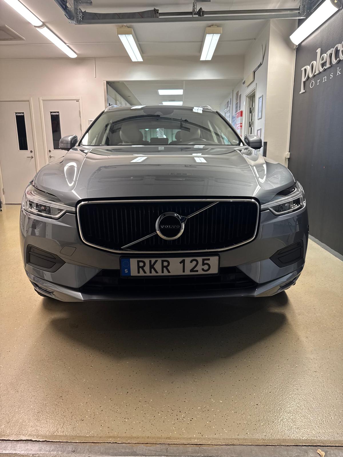 Volvo XC60 2018 – bild 1 av 10