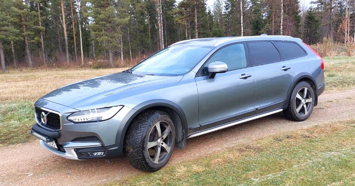 Volvo V90 Cross Country 2018 – bild 1 av 3