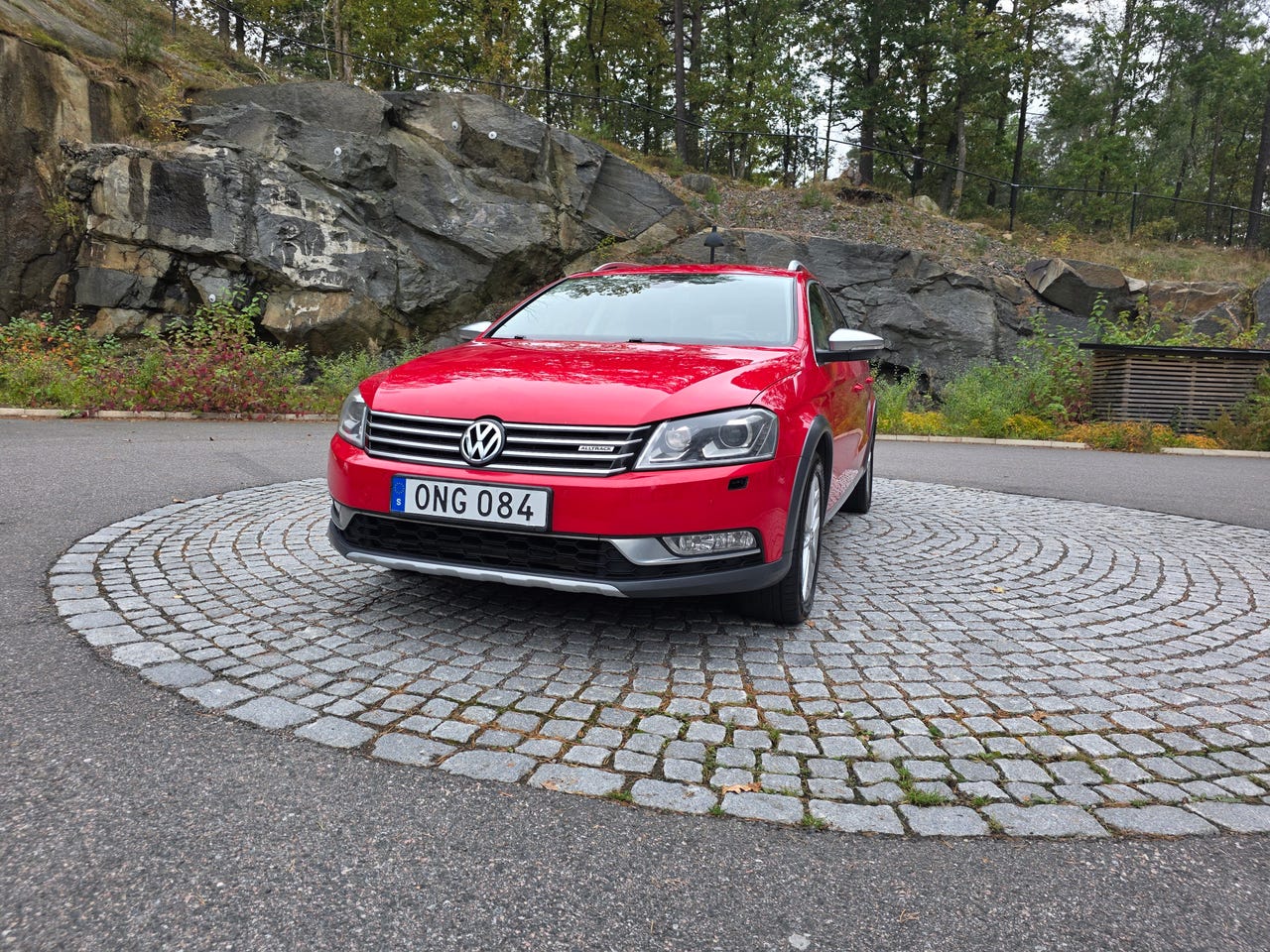 Volkswagen Passat Alltrack 2014 – bild 1 av 9