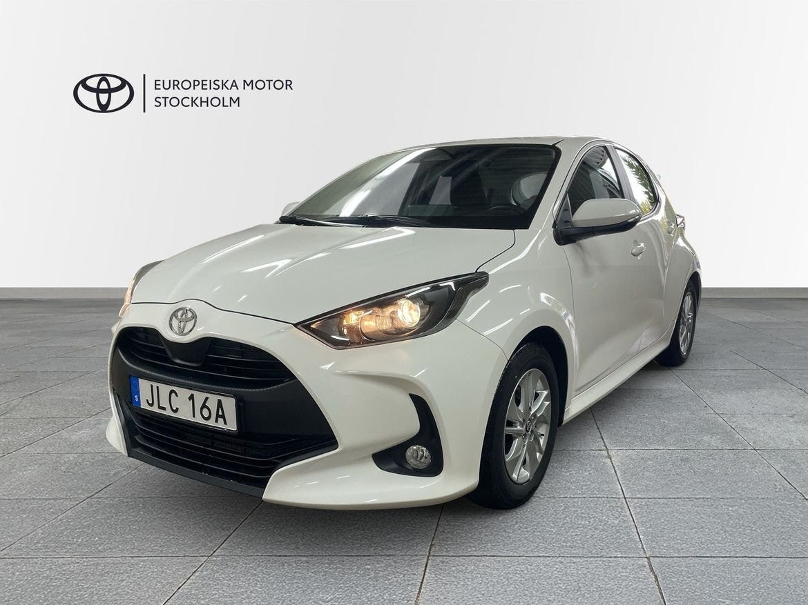 Toyota Yaris 2025 – bild 1 av 15