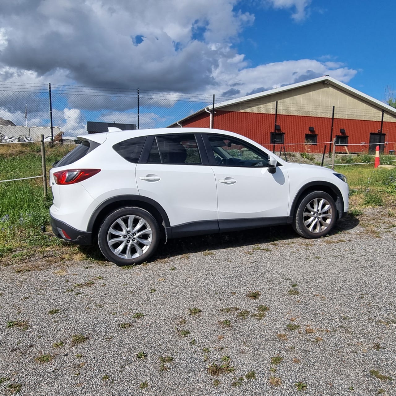 Mazda CX-5 2014 – bild 1 av 2