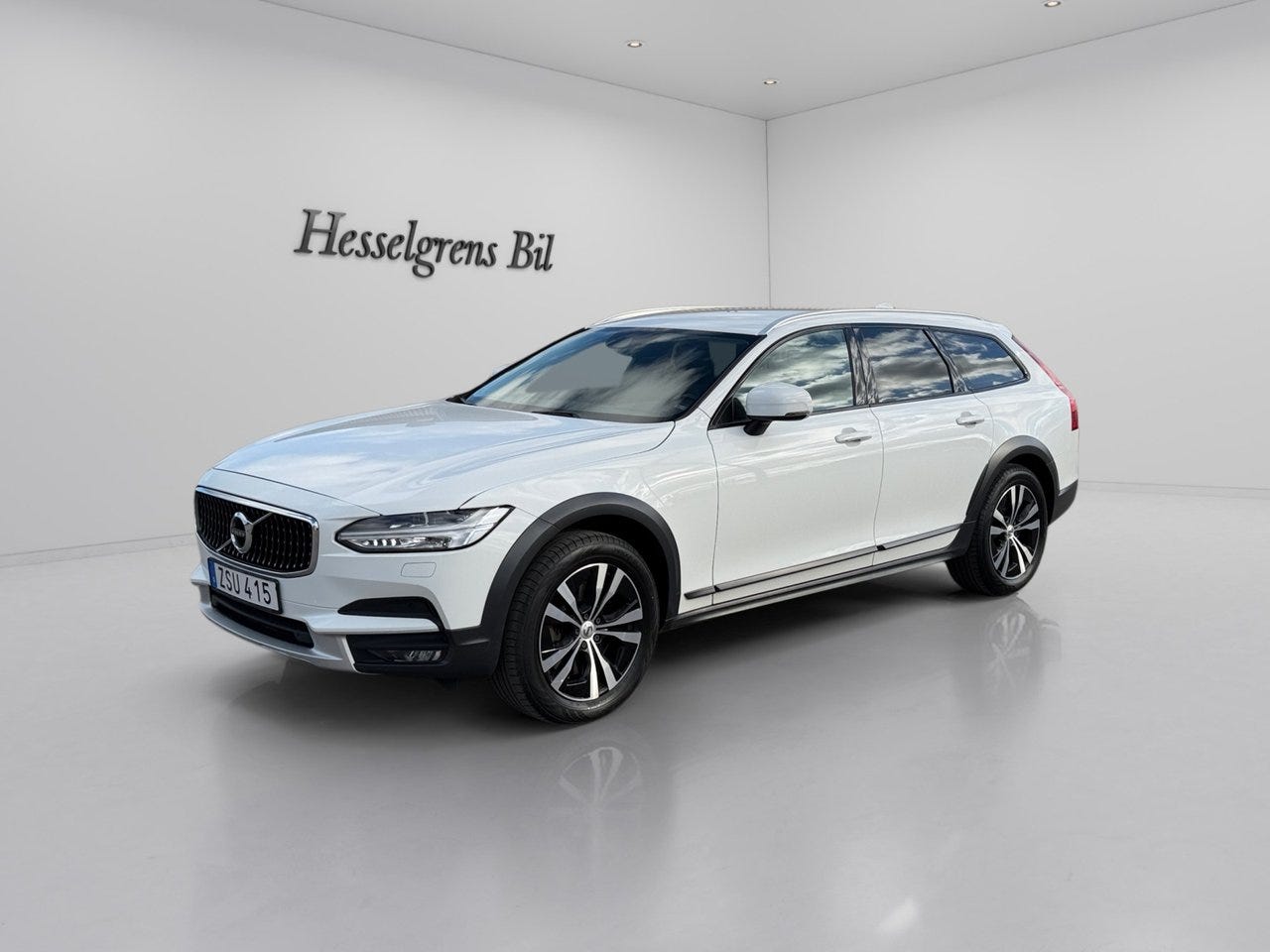 Volvo V90 Cross Country 2020 – bild 1 av 17