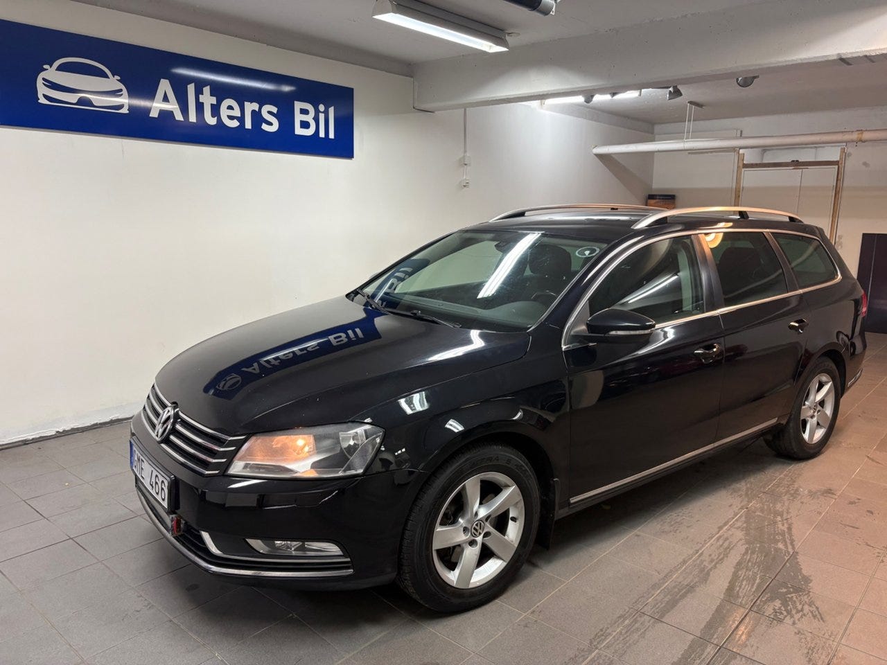 Volkswagen Passat 2013 – bild 1 av 23