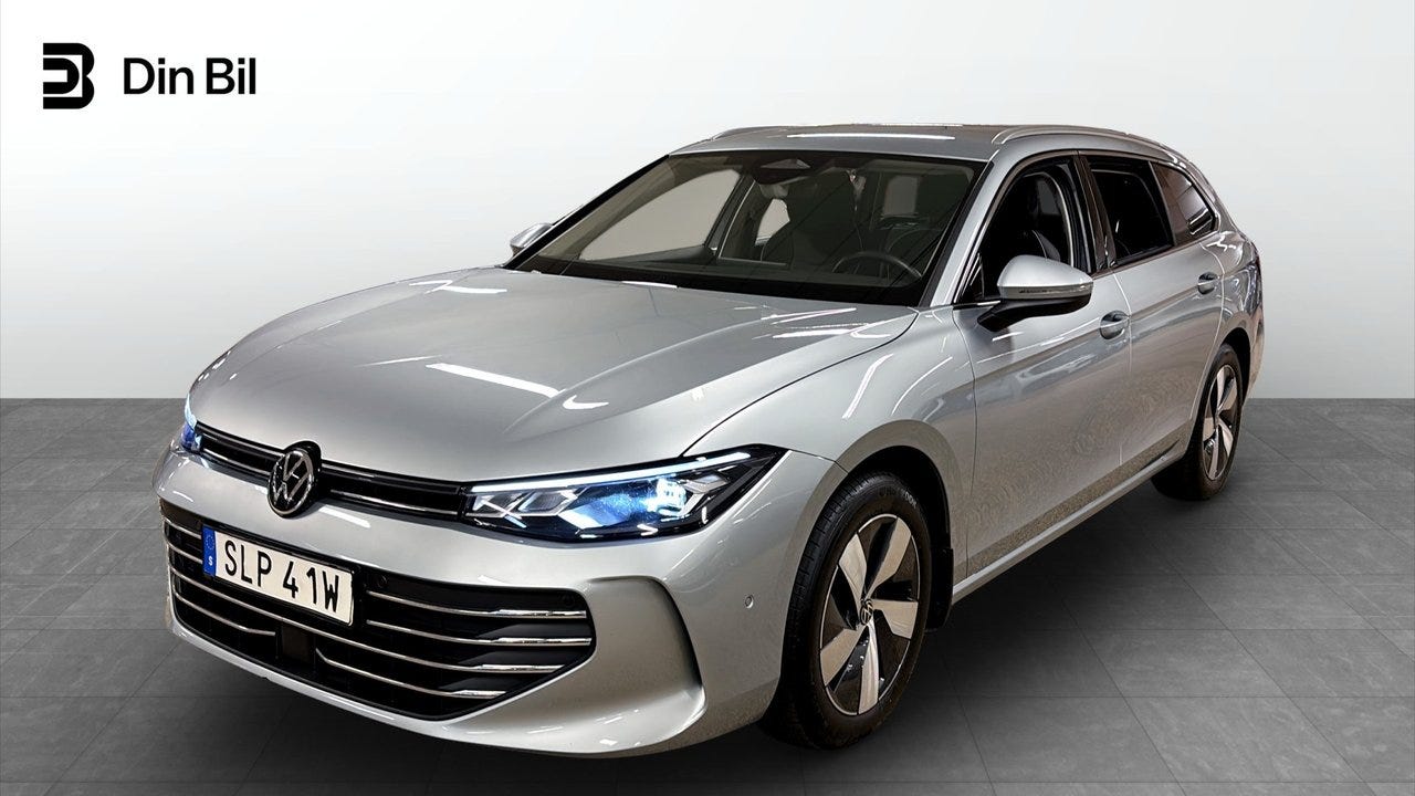 Volkswagen Passat 2025 – bild 1 av 13