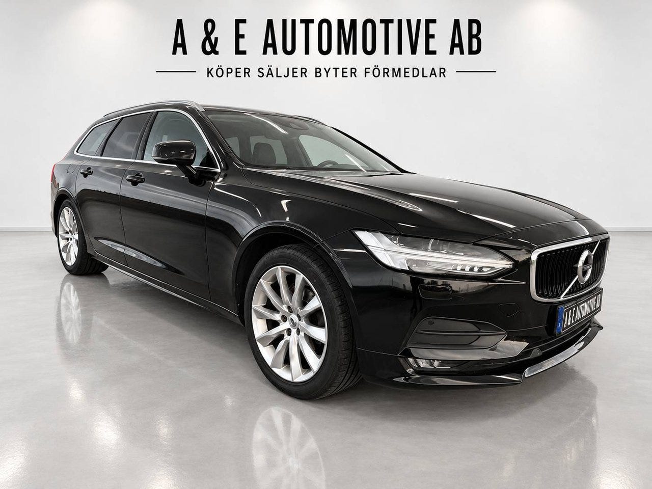 Volvo V90 2019 – bild 1 av 20