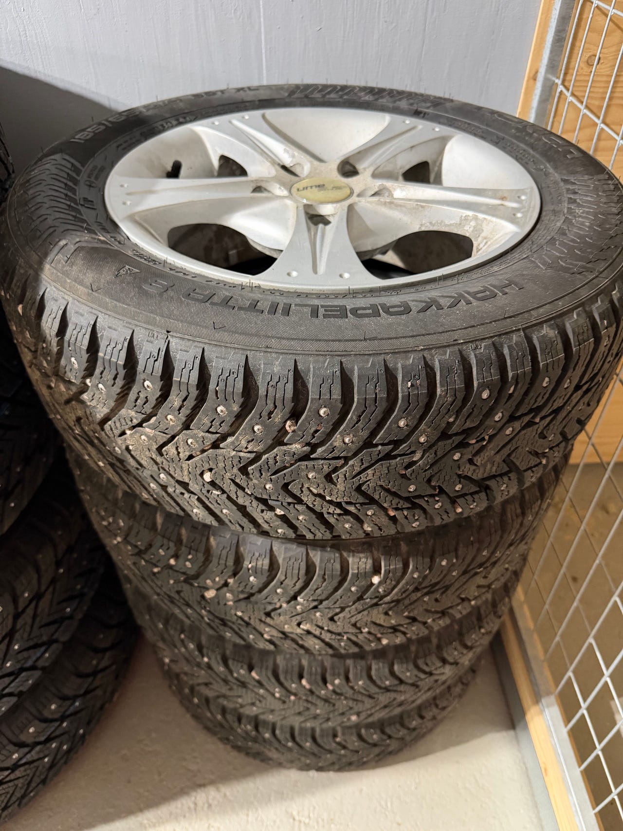 Nokian hakkapelitta dubbdäck | Blocket