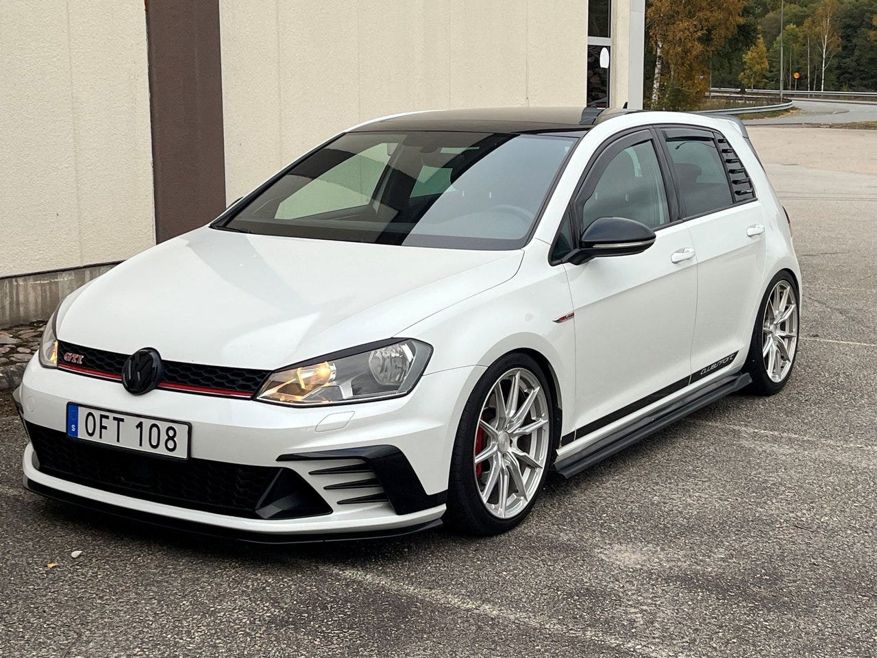 Volkswagen Golf I 2017 – bild 1 av 17