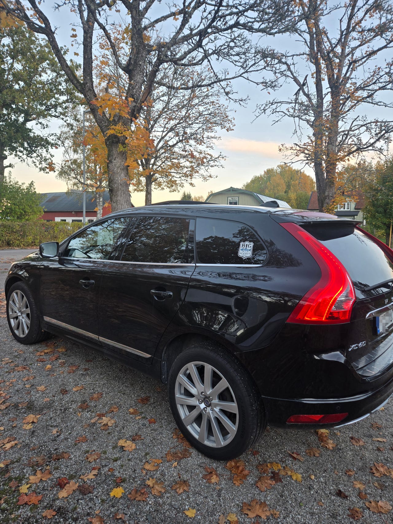 Volvo XC60 2016 – bild 1 av 8