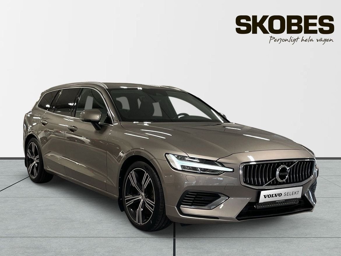Volvo V60 2021 – bild 1 av 20