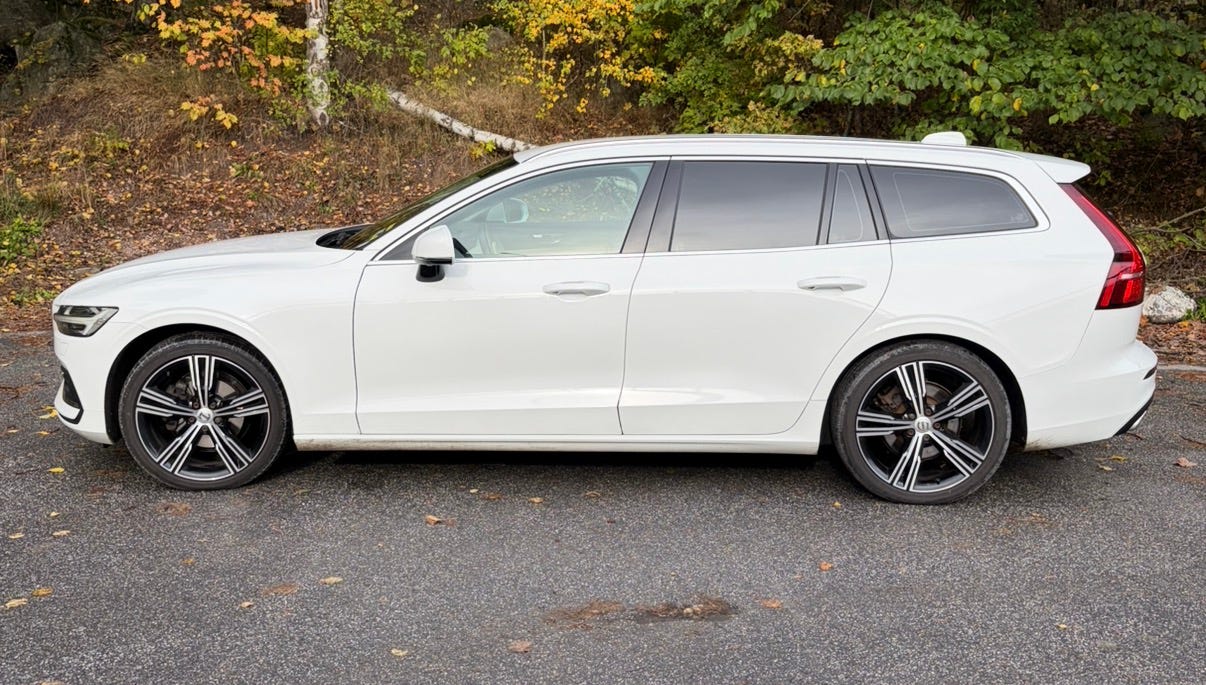 Volvo V60 2019 – bild 1 av 6