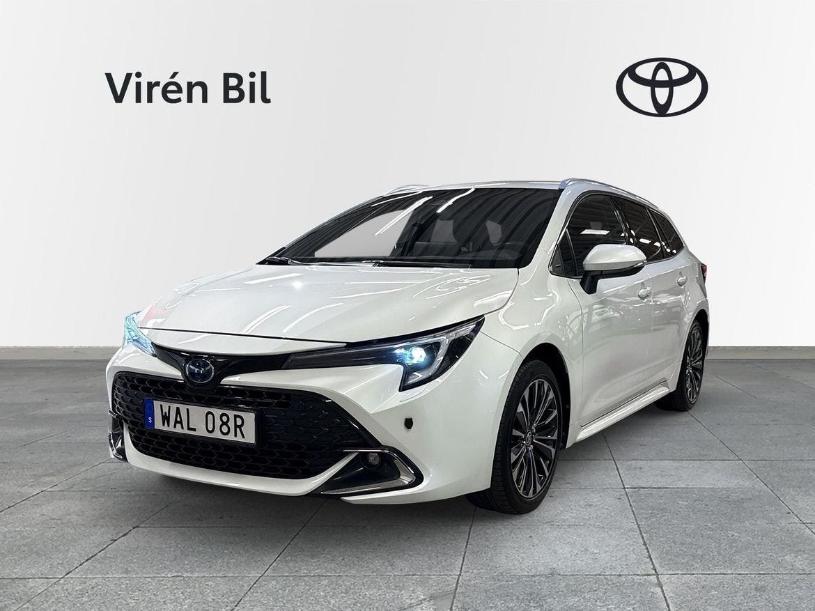 Toyota Corolla 2023 – bild 1 av 11