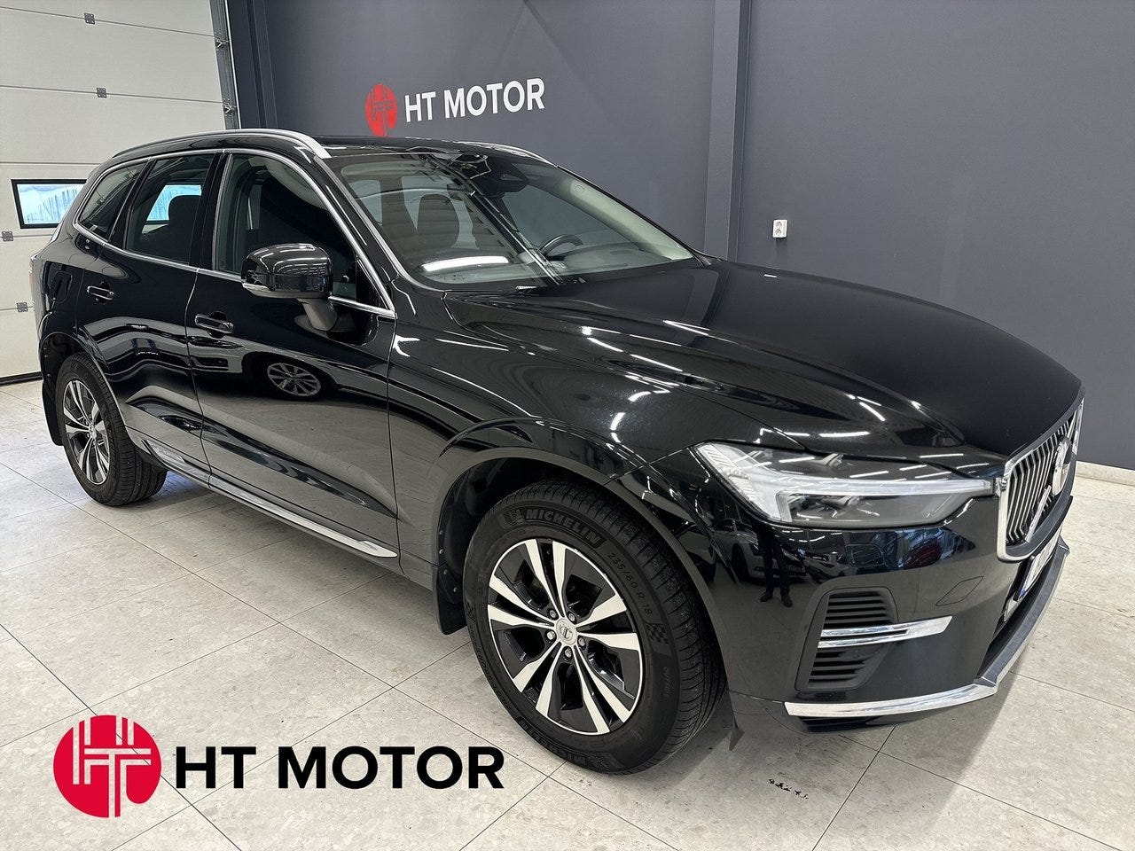 Volvo XC60 2023 – bild 1 av 21