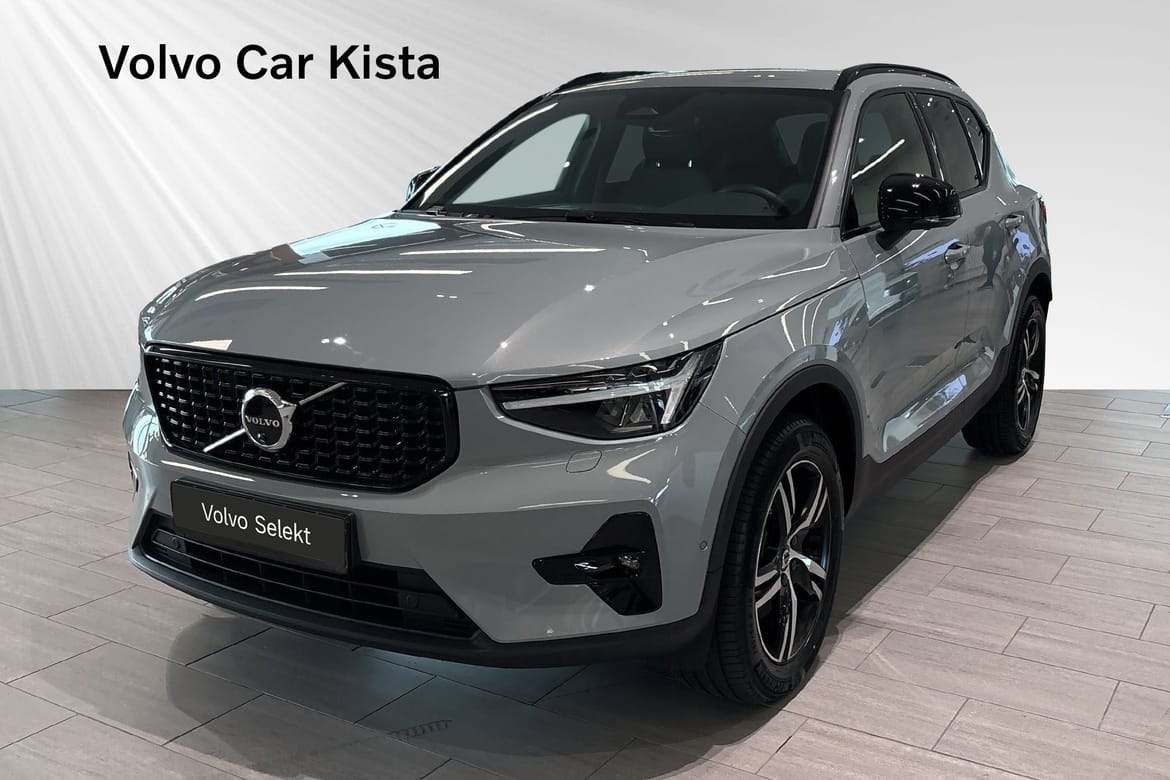 Volvo XC40 2026 – bild 1 av 24
