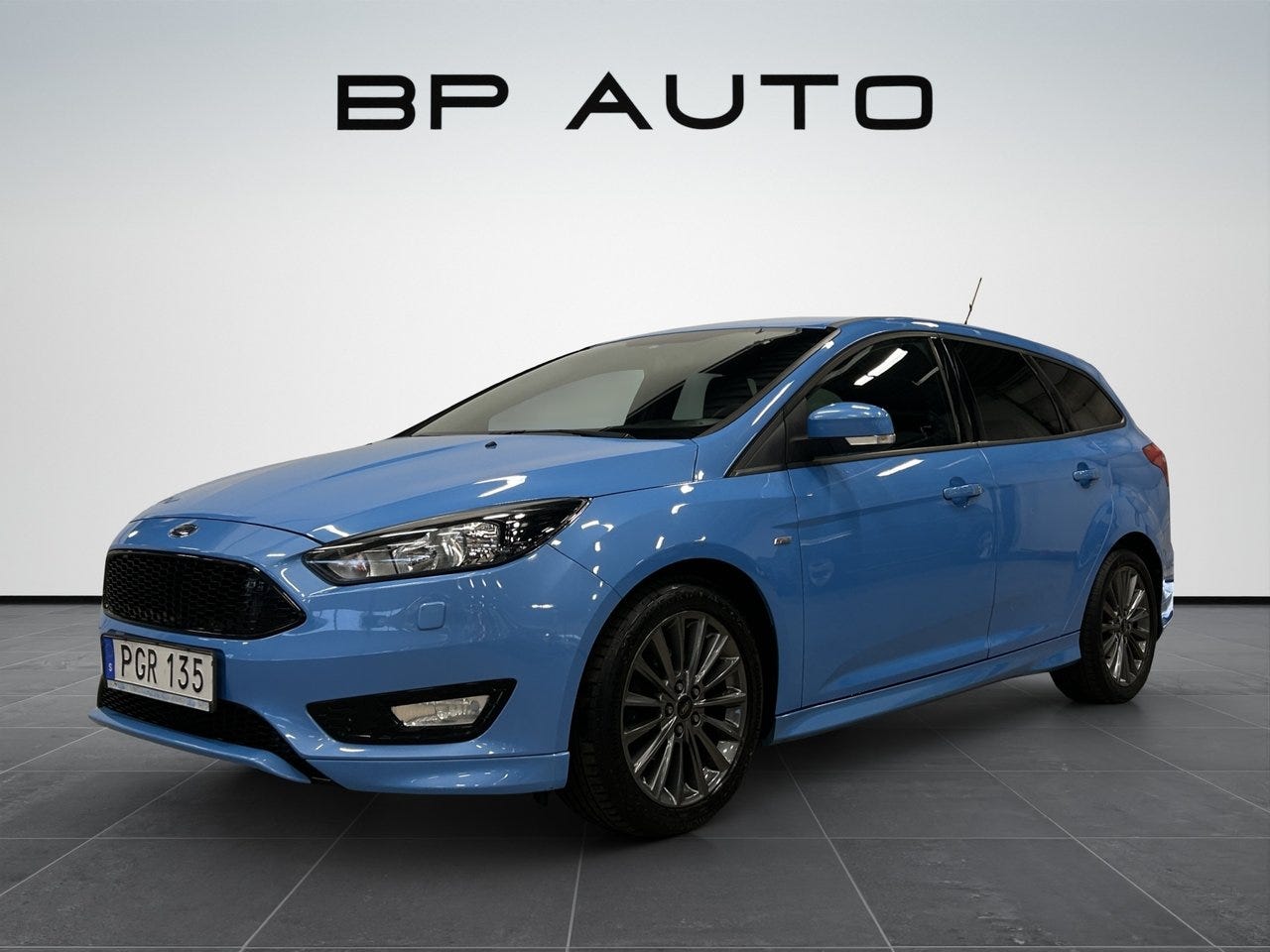 Ford Focus 2017 – bild 1 av 24