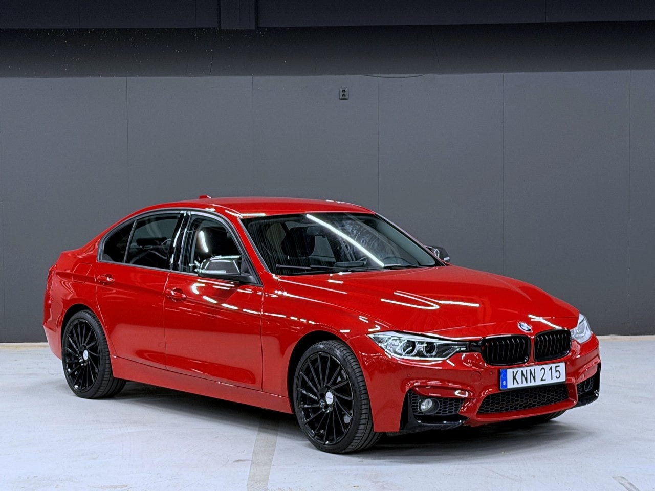 BMW 320d 2014 – bild 1 av 14