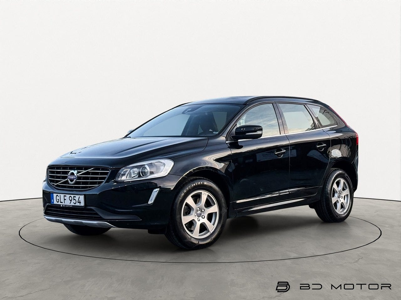 Volvo XC60 2016 – bild 1 av 17
