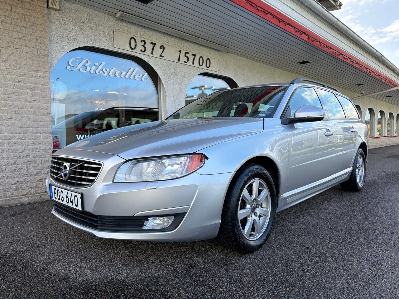 Volvo V70 2014 – bild 1 av 20
