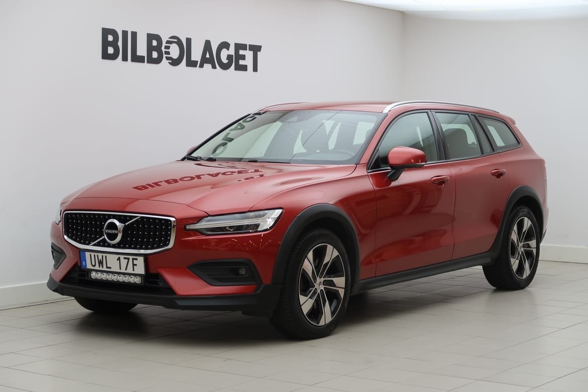 Volvo V60 Cross Country 2021 – bild 1 av 16