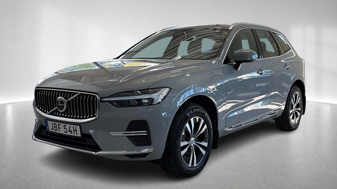 Volvo XC60 2025 – bild 1 av 15