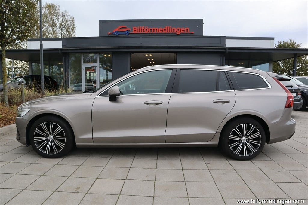Volvo V60 2019 – bild 1 av 15