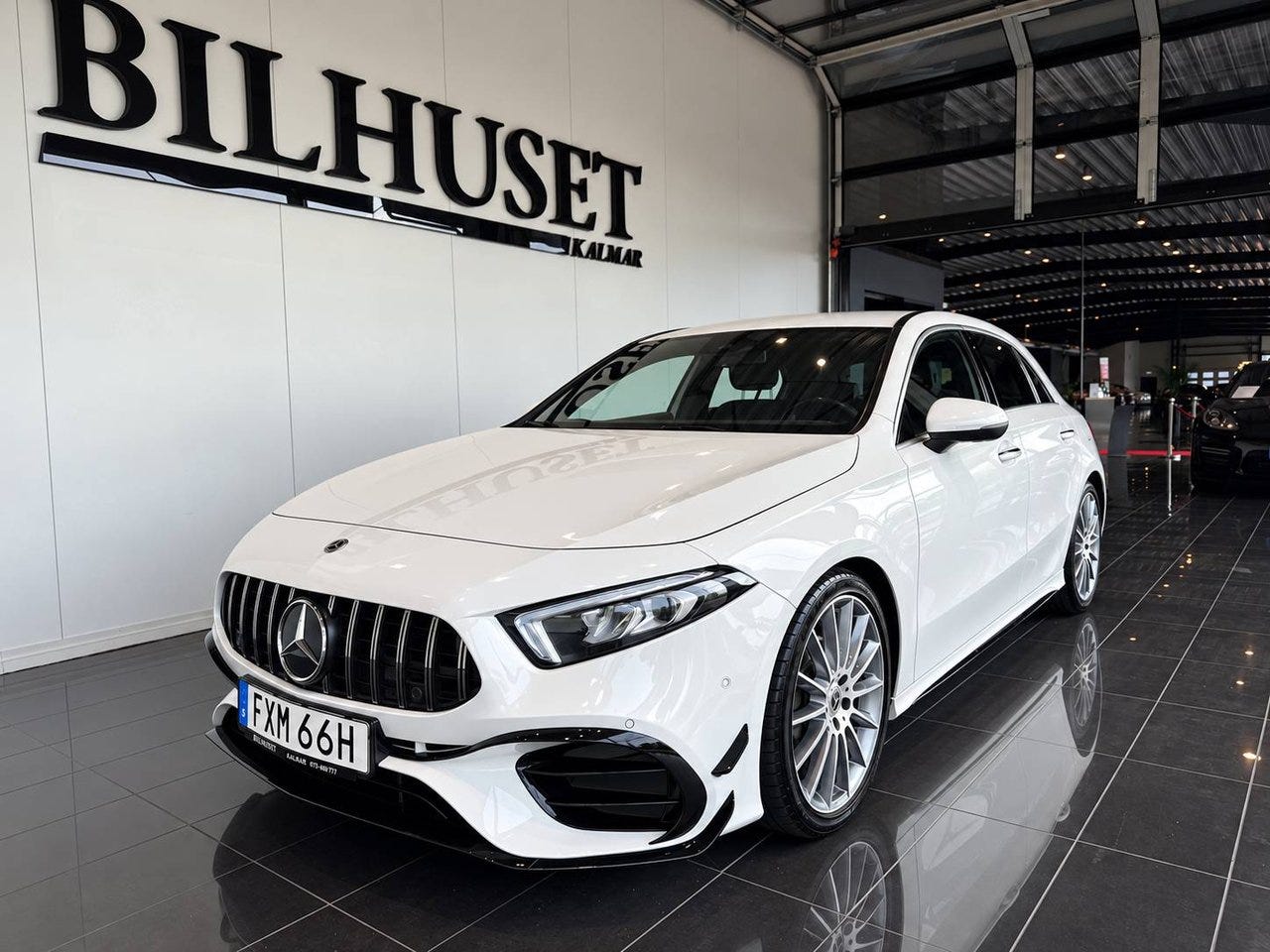 Mercedes-Benz A 200 2019 – bild 1 av 14