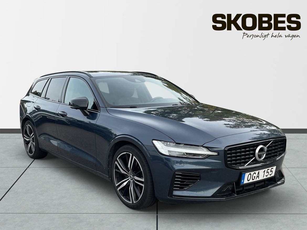 Volvo V60 2021 – bild 1 av 3