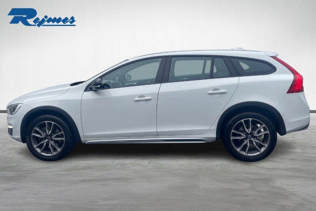 Volvo V60 Cross Country 2018 – bild 1 av 16