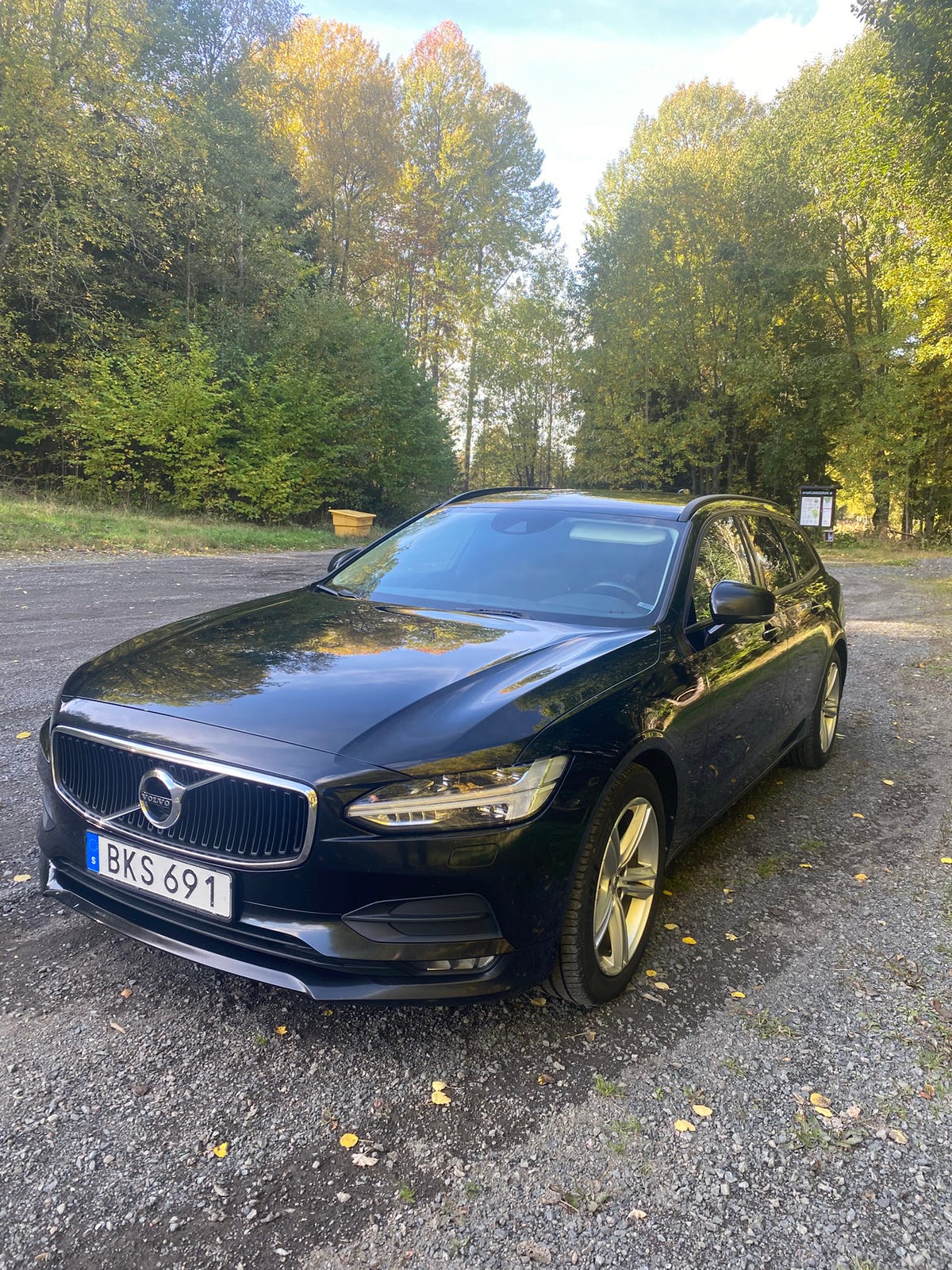 Volvo V90 2018 – bild 1 av 11