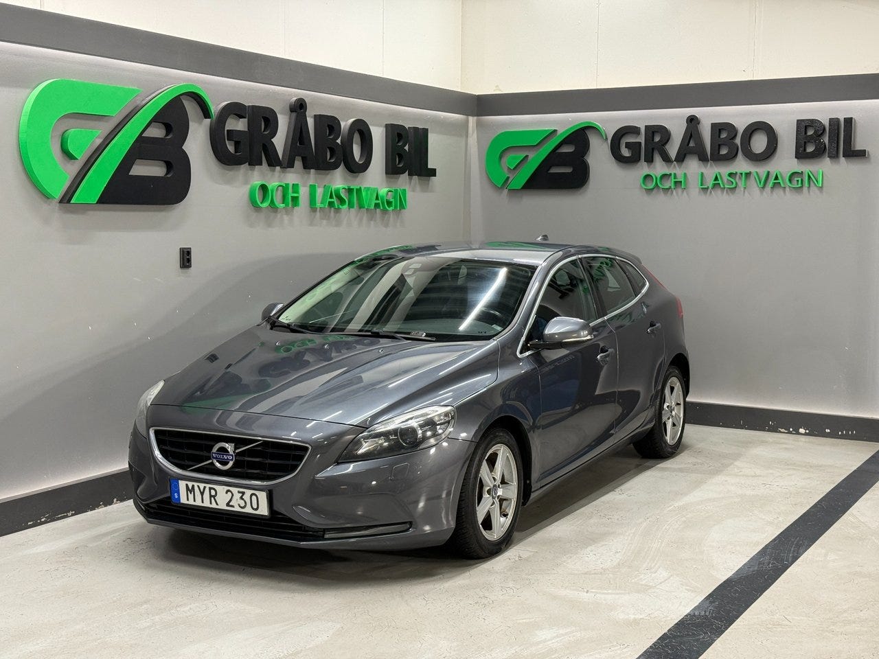 Volvo V40 2014 – bild 1 av 20