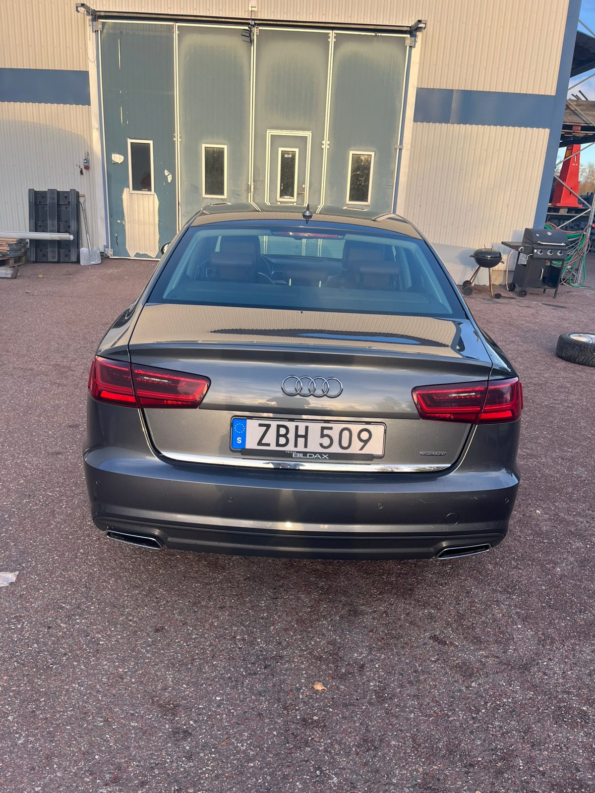 Audi A6 2018 – bild 1 av 11
