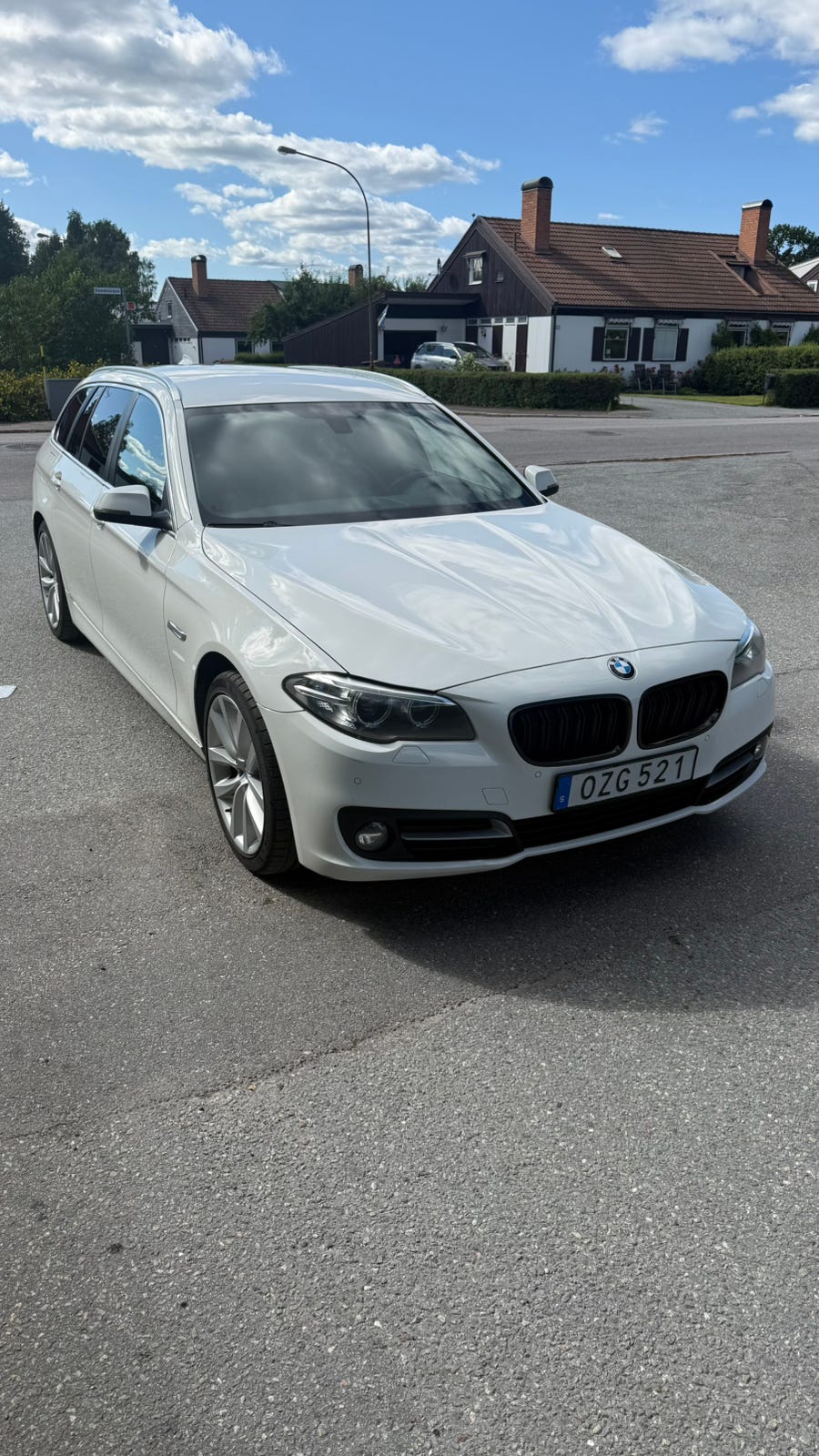 BMW 520d 2014 – bild 1 av 8