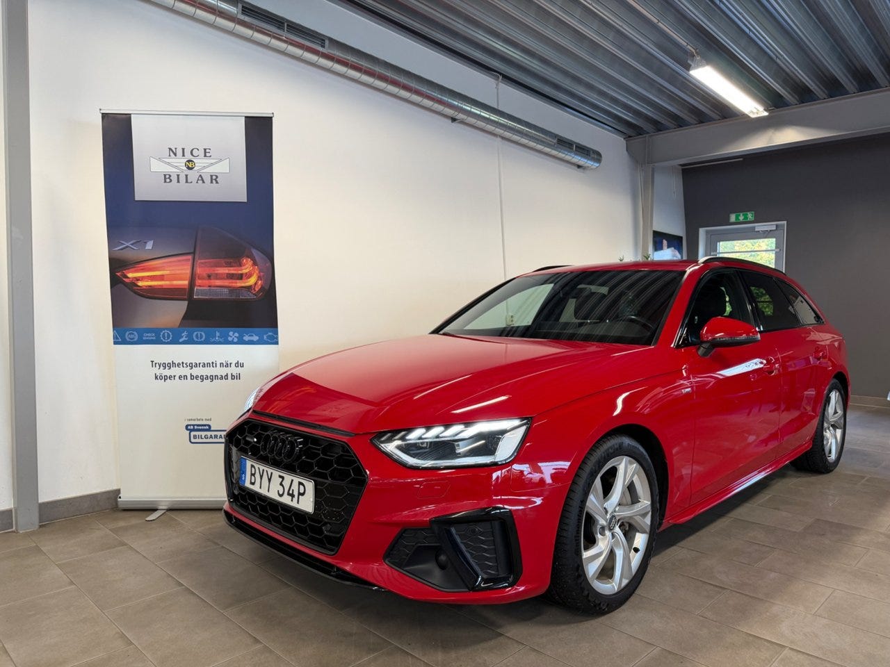 Audi A4 2020 – bild 1 av 10