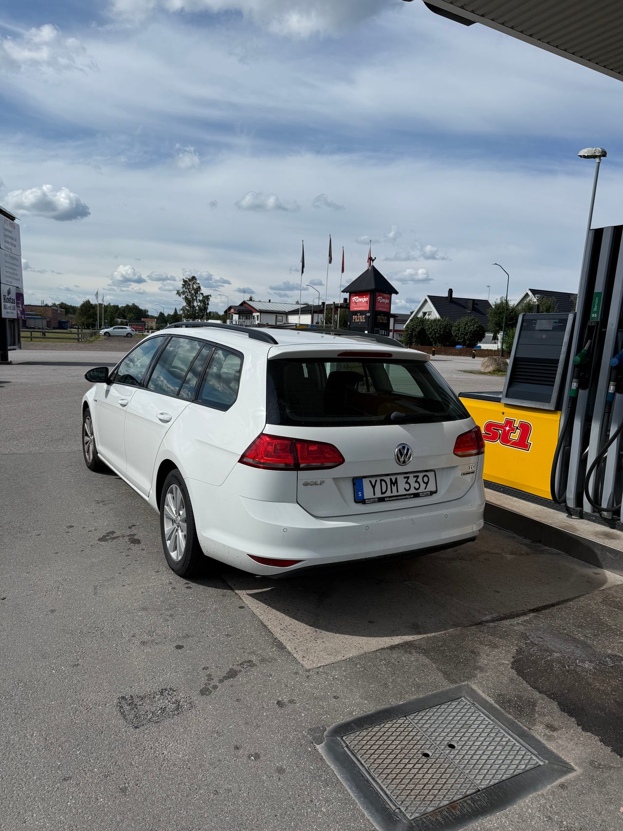 Volkswagen Golf VII 2016 – bild 1 av 6