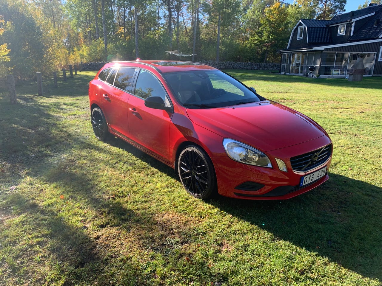 Volvo V60 2012 – bild 1 av 2