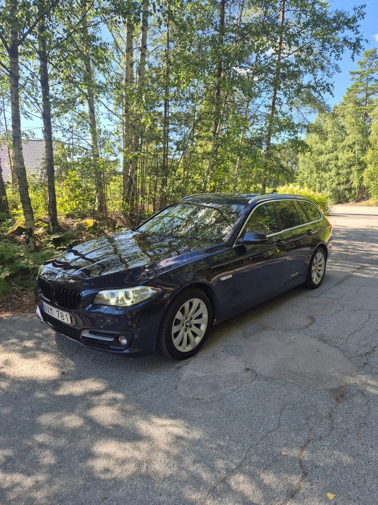 BMW 520d 2014 – bild 1 av 9