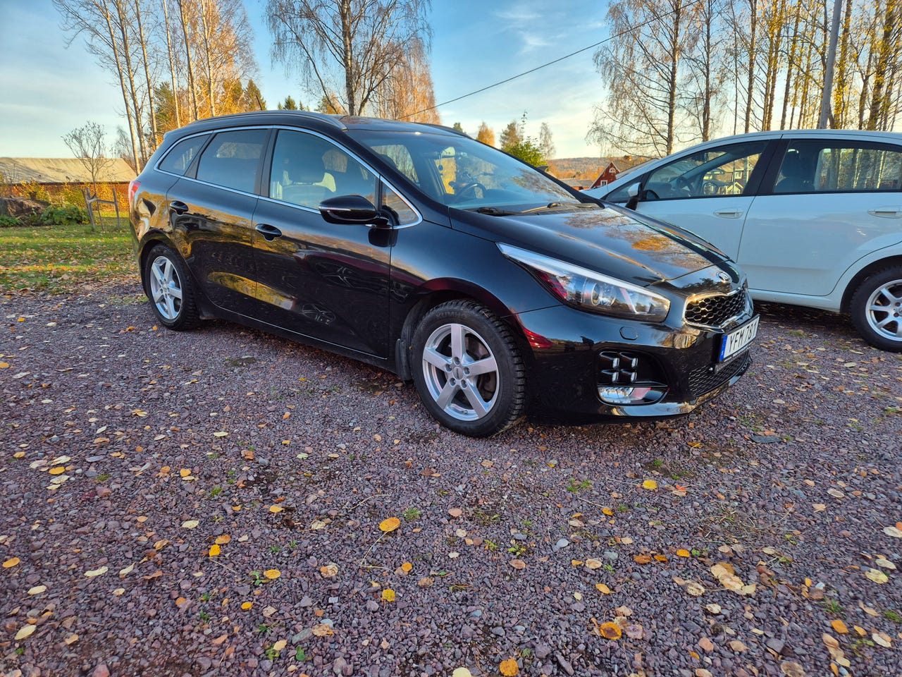 Kia Ceed 2016 – bild 1 av 11