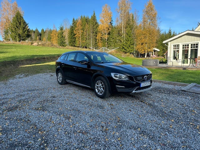 Volvo V60 Cross Country 2016 – bild 1 av 5